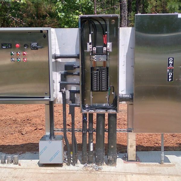 Outdoor metering and disconnect rack